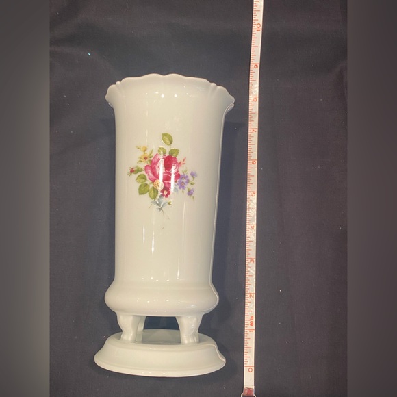 Vase Kaiser W Germany flowered porcelain vase - Picture 12 of 14